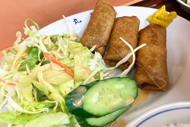 春巻き3本に、たっぷりお野菜