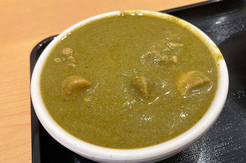 「ほうれん草カレー(中辛)」