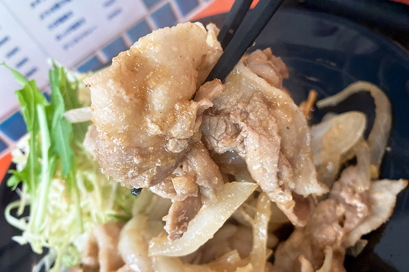 この前はランチで「豚のしょうが焼き」を食べたけど、これまたお酒に最高に合いそう!