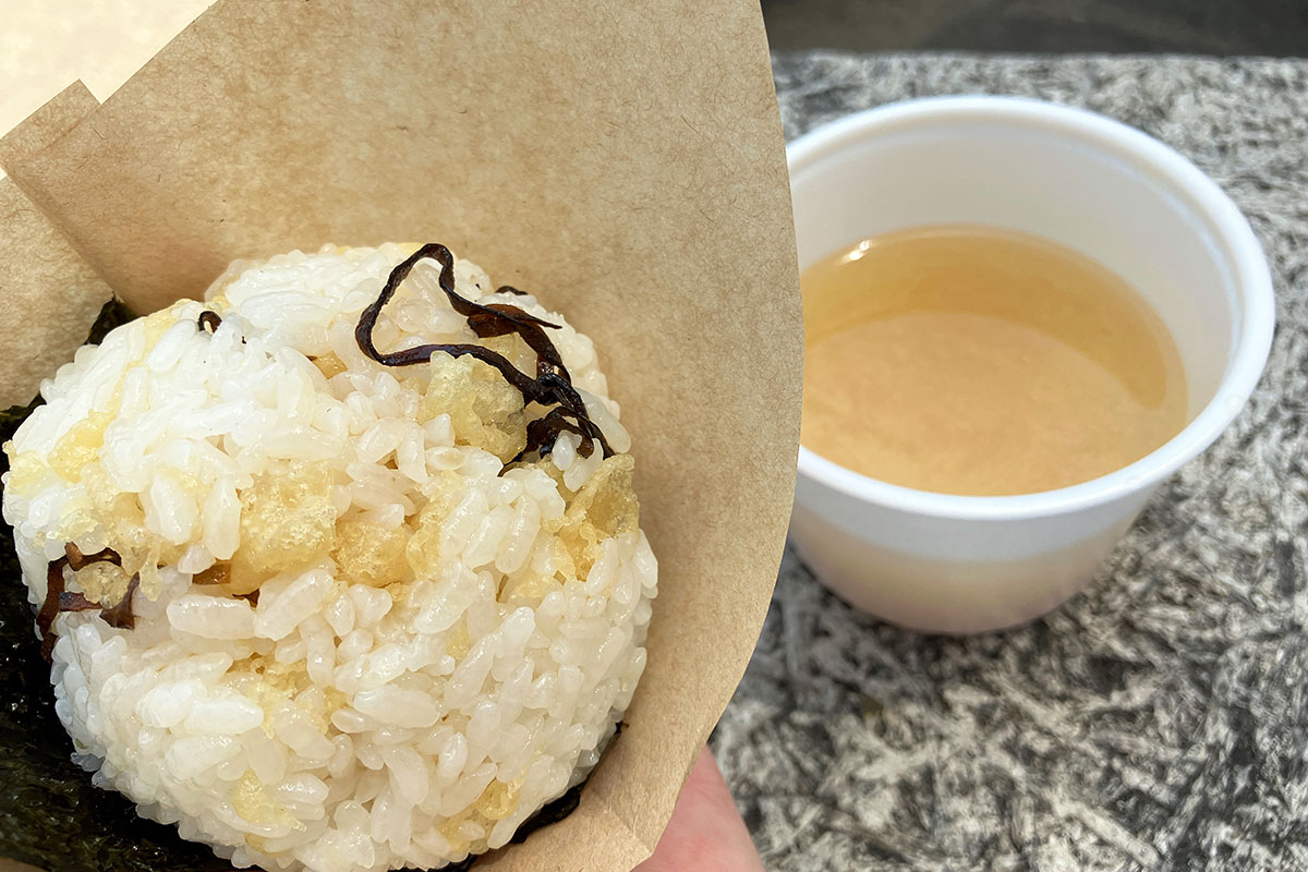 まんまるおにぎり