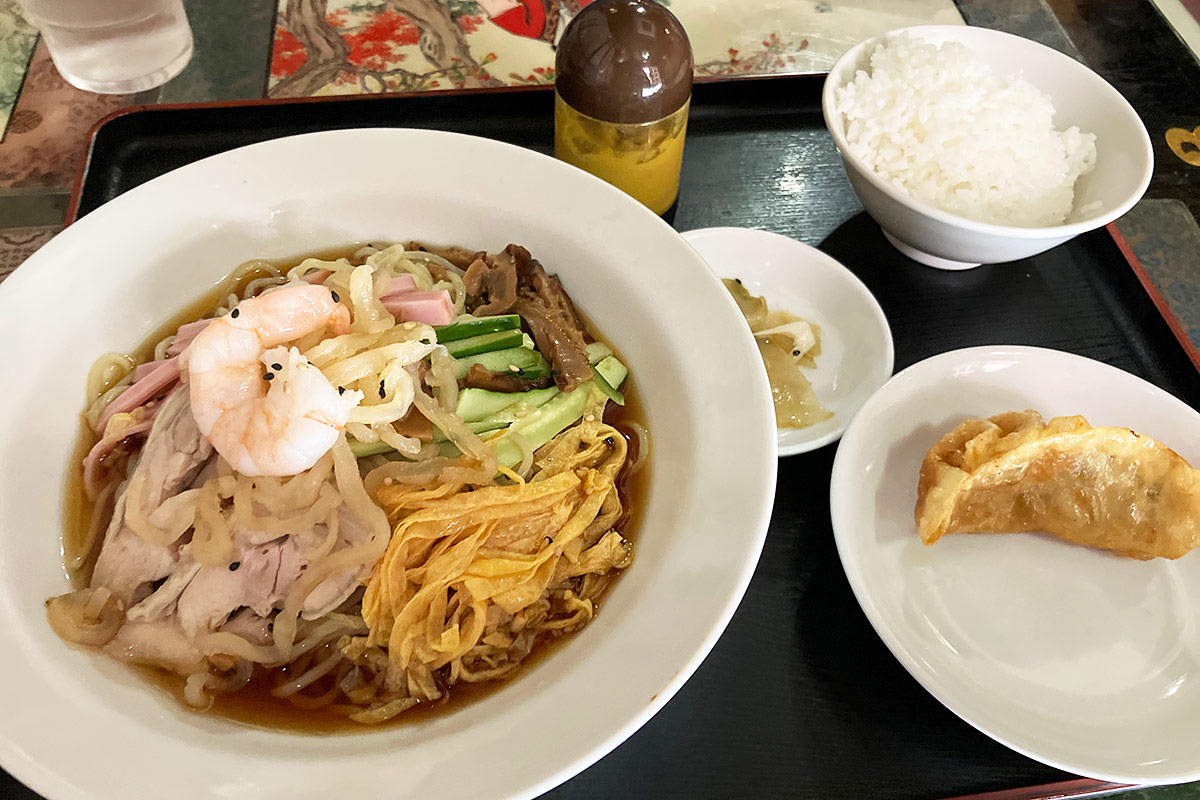 新雪園の「醤油味冷中華」880円（税別）