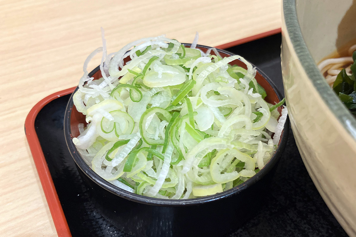 いつも通りの「ネギトッピング」30円(税込)