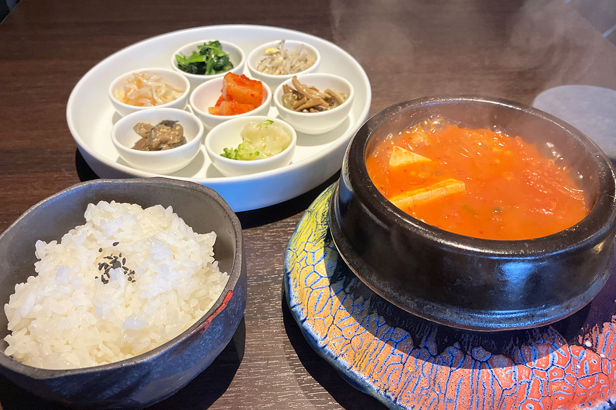 ハンシェフのランチ「キムチチゲセット」