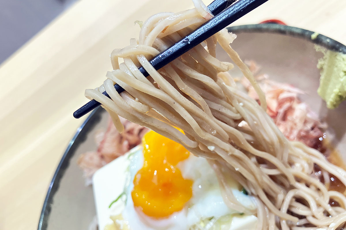 もちろん冷たいおそばもサイコーです