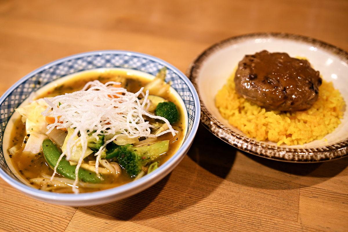 下北スパイス「藤枝市小川商店本気ハンバーグとスープカレー ミニ」950円