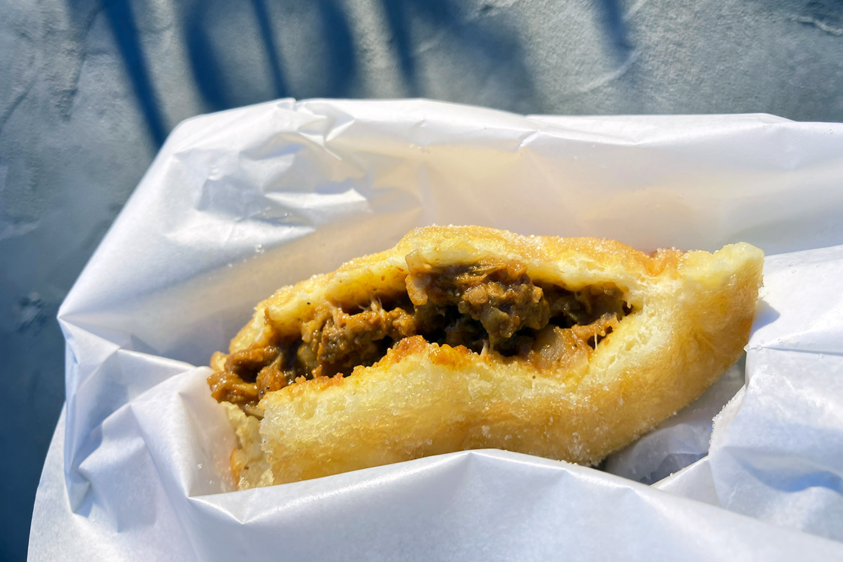 想像以上にしっかりカレーが入っています