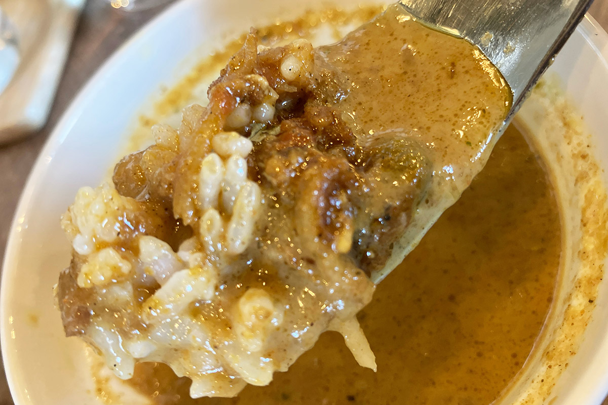 そして、ドライカレーをスープにイン!