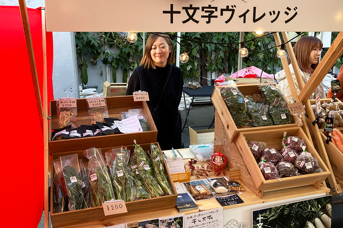 十文字ヴィレッジさんも色々なお野菜やお漬物を販売