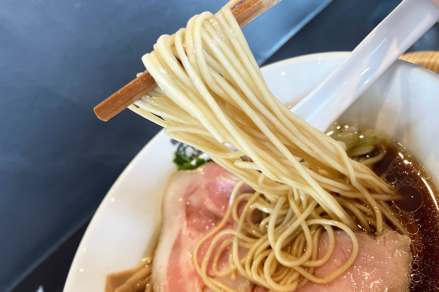 ちなみに今年のキービジュアルに選んだこちらのラーメンは下北沢のラーメンではありません、分かったら凄い! めっちゃおいしいです、衝撃的においしいです
