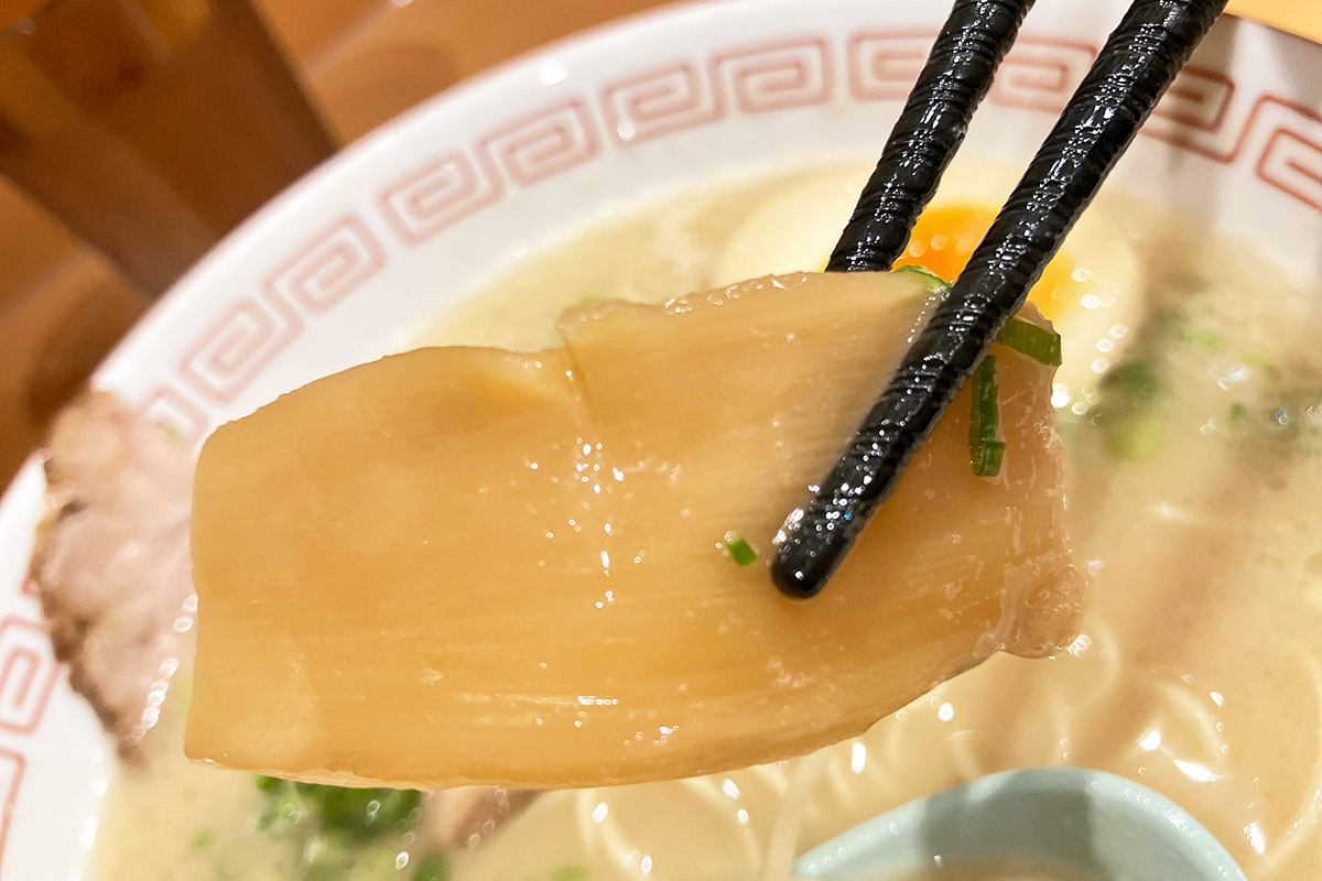 なんだかぶっといメンマが入ってました、こちらも存在感抜群
