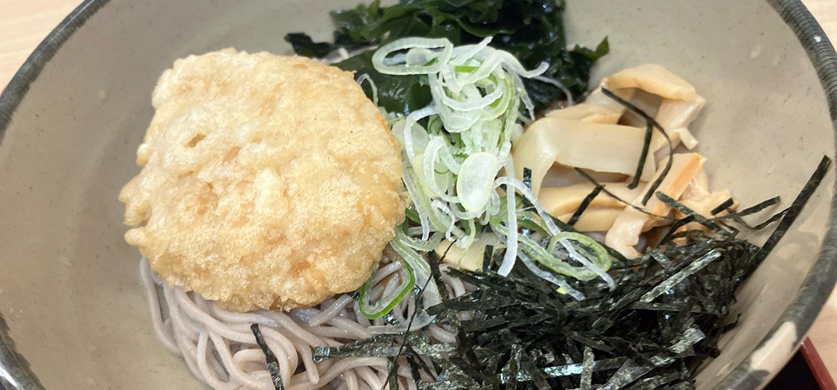 「背徳の鶏天あぶらそば」650円（税込）