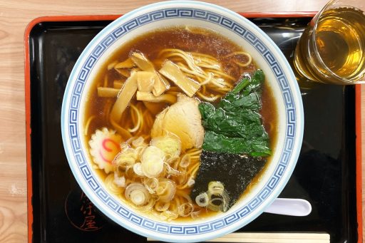 広栄屋の「中華そば（大盛り）」780円（税込）