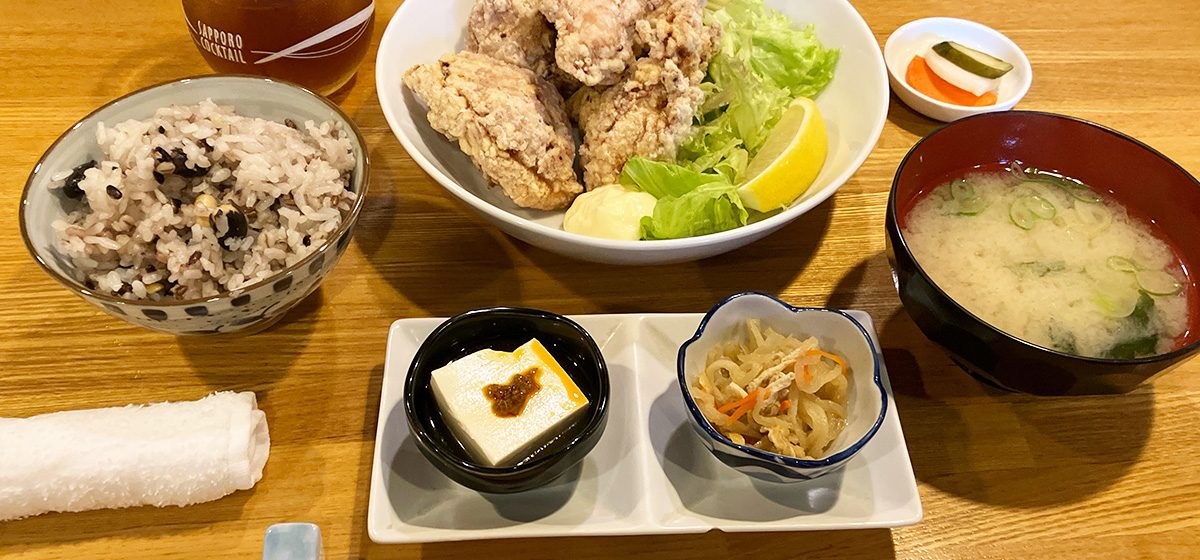 向陽キッチン「大からあげ定食（5個）」1000円（税込）