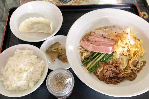 新雪園「醤油味冷中華」1000円（税込）