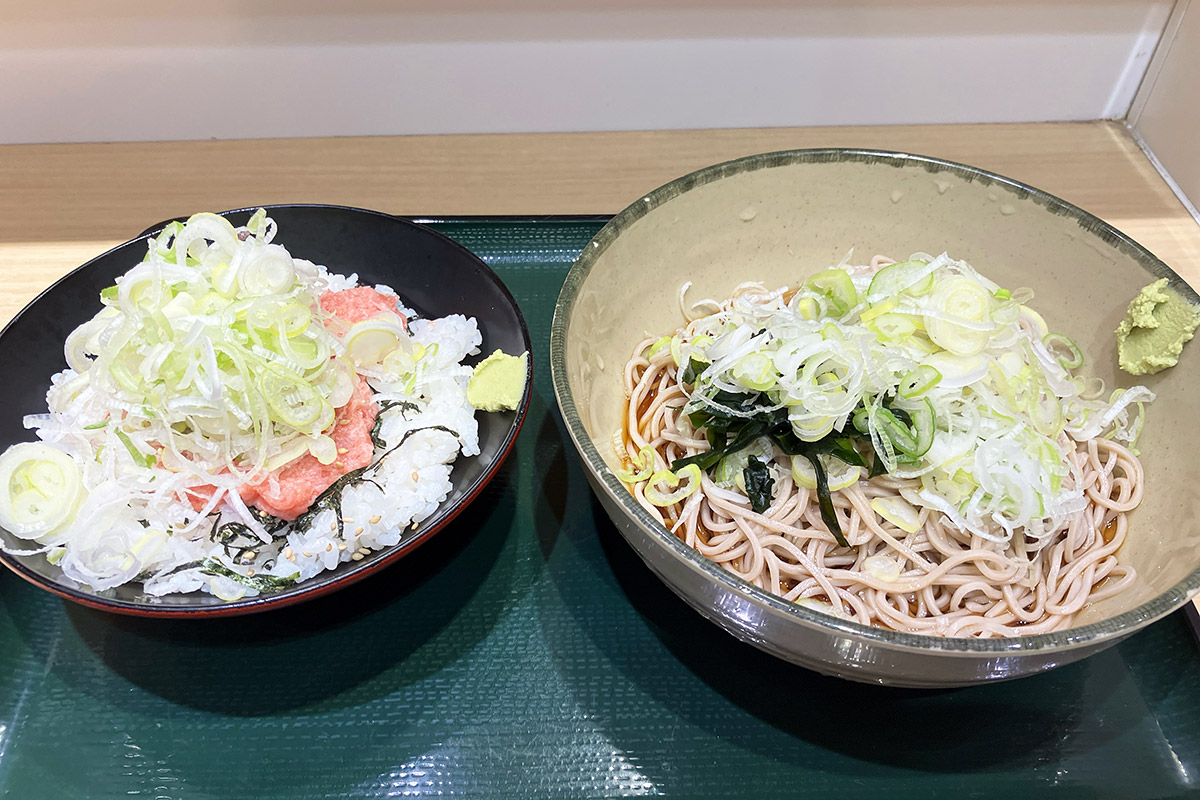 両方をネギ増量してみた