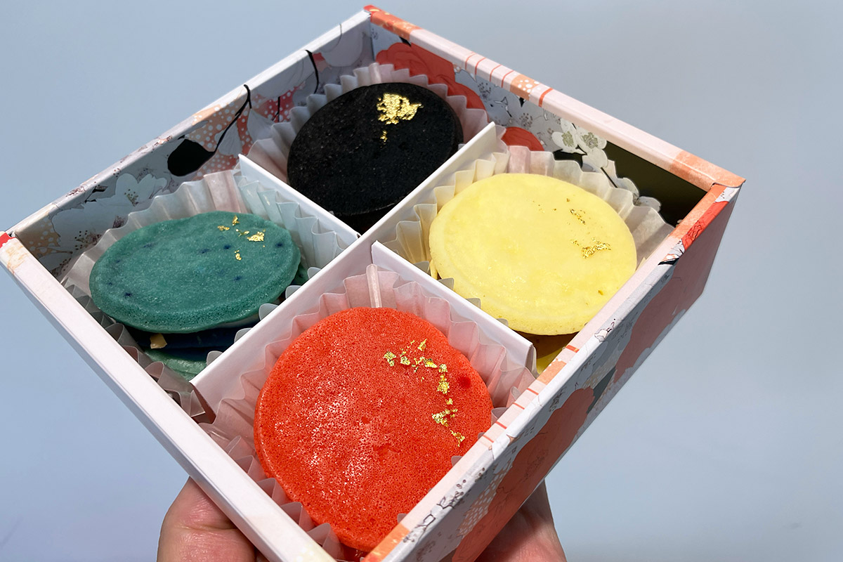 「4 FLAVOR BOX」1450円(税込)も買ったので、後ほど味わってみまーす
