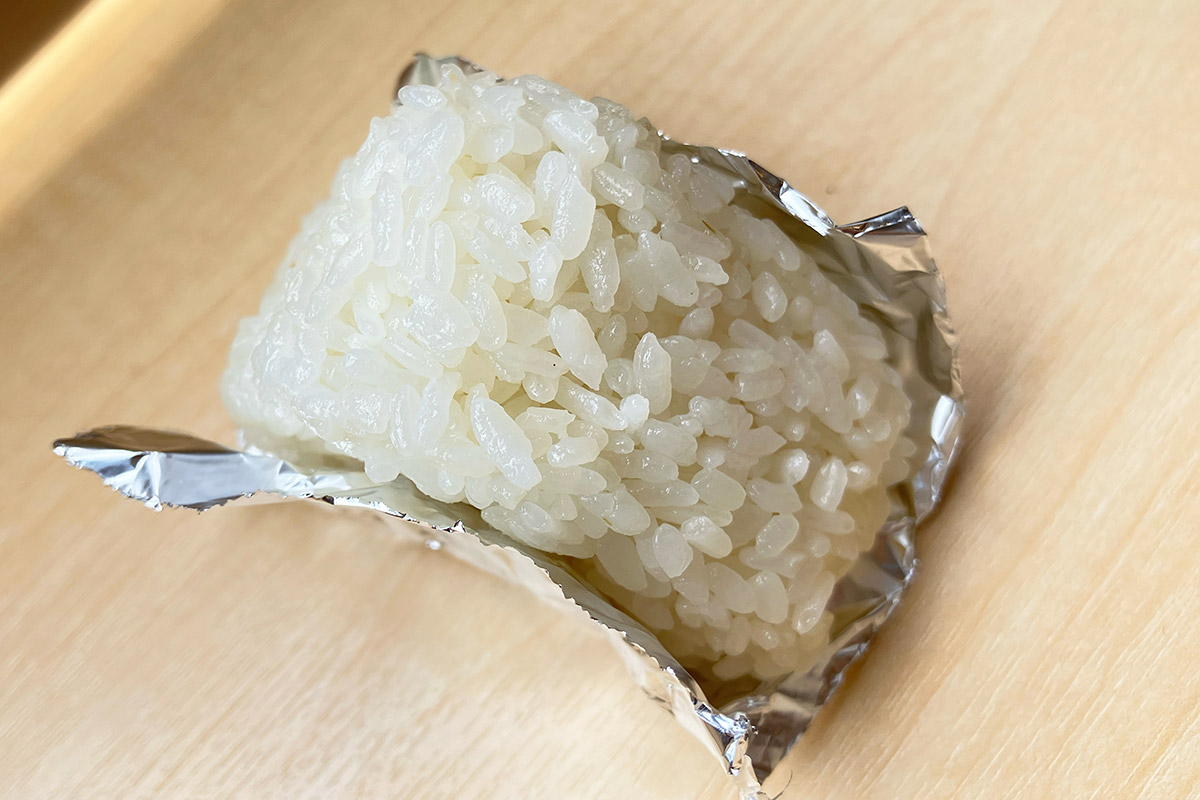 あ、出汁むすびも付いてきますよー