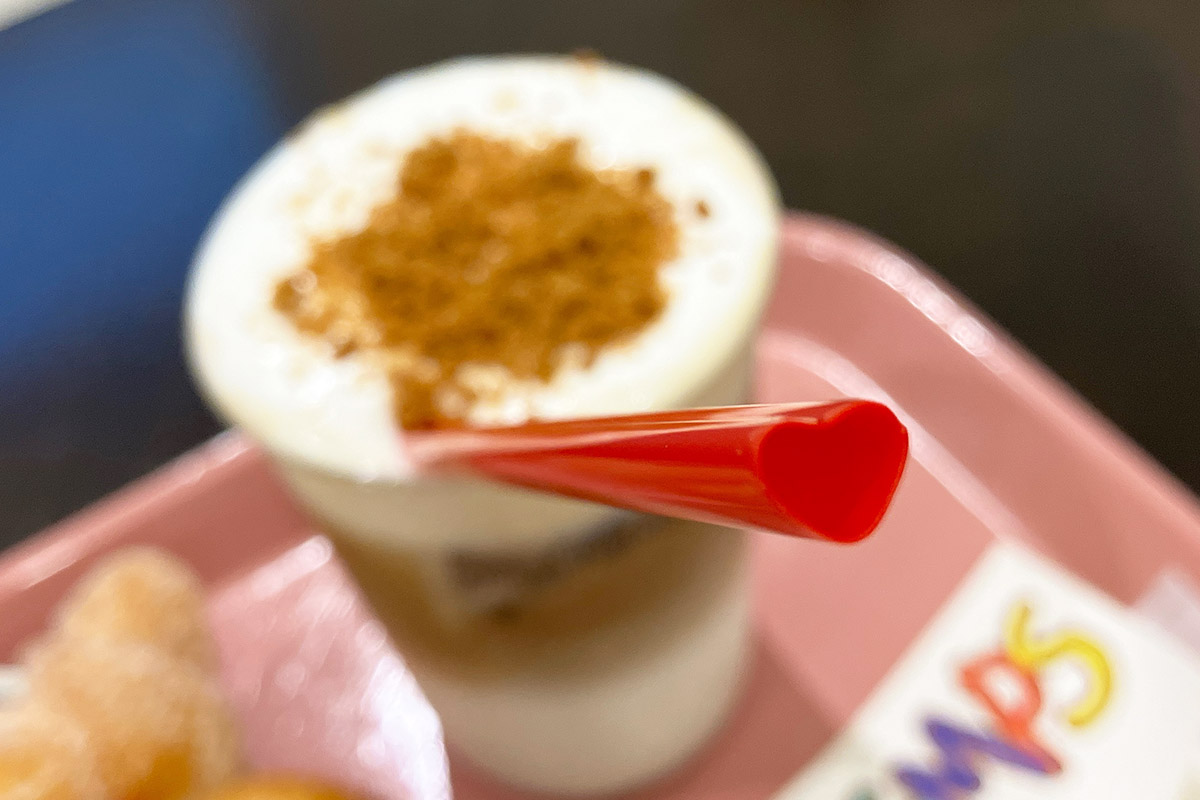 「ボンタンクリームコーヒー」ストローがめっちゃハートでした、、、