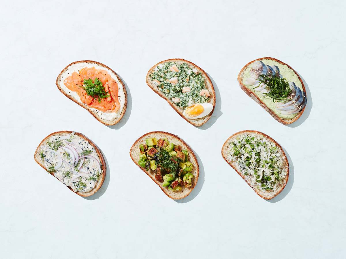 不調や悩みに応じて、それらの緩和に役立つとされる栄養成分を摂取できる食材を使った、、オリジナルオープンサンド(1ドリンク付き)