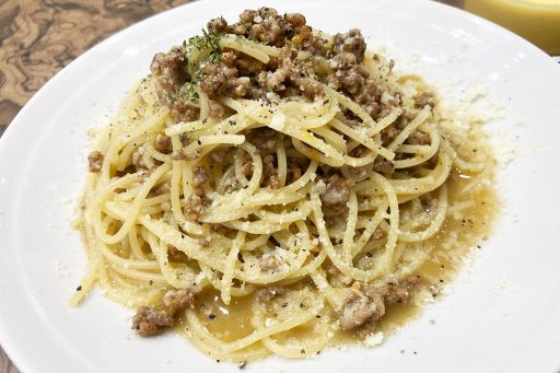 イタ飯ラグーンの「ミートパスタ（白）」