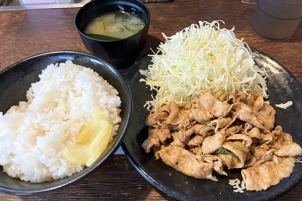 「すたみな焼き定食」830円（税込）