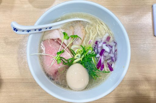貝麺 みかわの「特製 貝麺」1230円（税込）