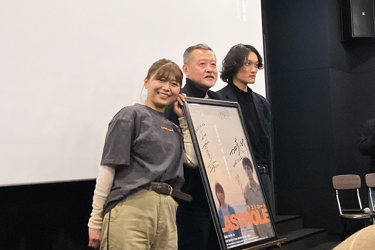 3月6日のK2最終上映、左から監督・主演の秋葉美希さん、父親役を演じた川瀬陽太さん、主演で三嶋壮介役を演じた田中爽一郎さん