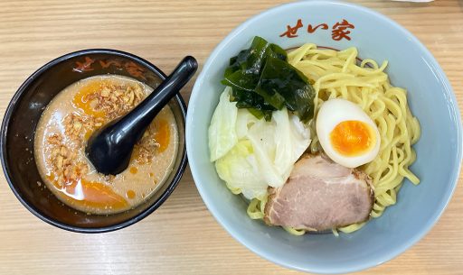 せい家 下北沢店「冷やしごまだれつけ麺（大盛り）」850円（税込）