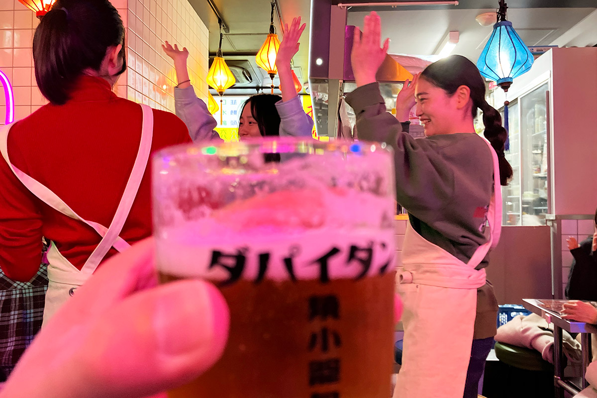 なんかよくわからないけど、ビールは旨い。えーっと「3周年ですか?」と聞かれたので、「違います」と答えておきました
