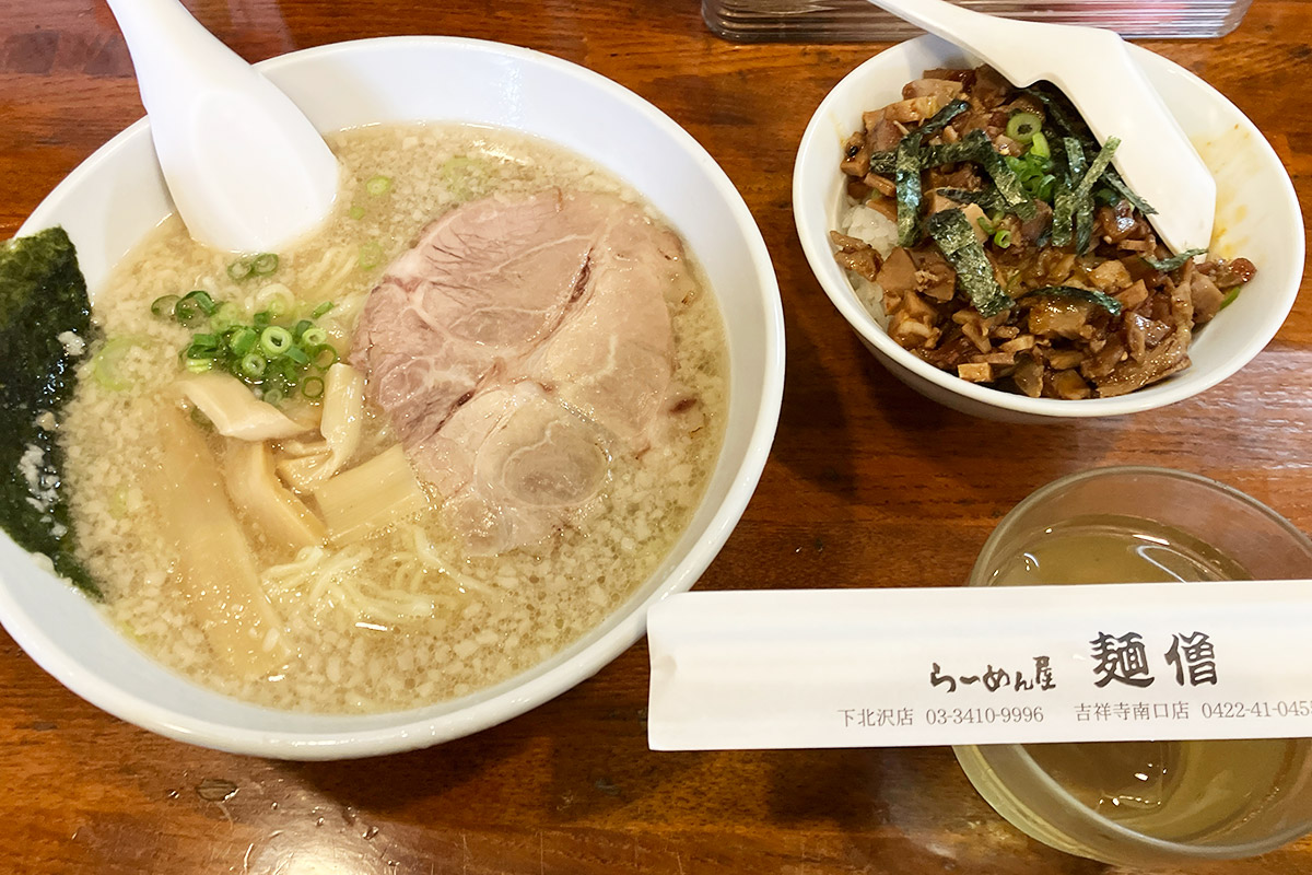 麺僧の平日限定ランチメニュー「ミニラーメン(正油)+ミニチャーシュー丼」800円(税込)