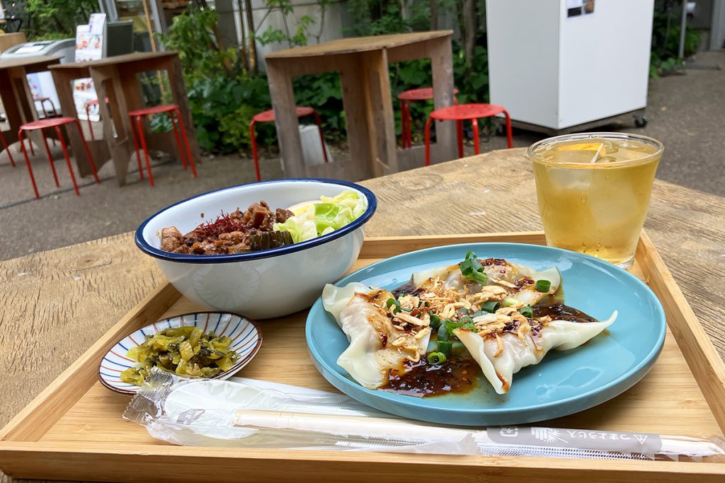 大浪漫商店の「大浪漫ランチセット（麻辣魯肉飯）」