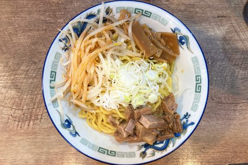 北海道らーめん 熊源の「油そば」880円（税込）
