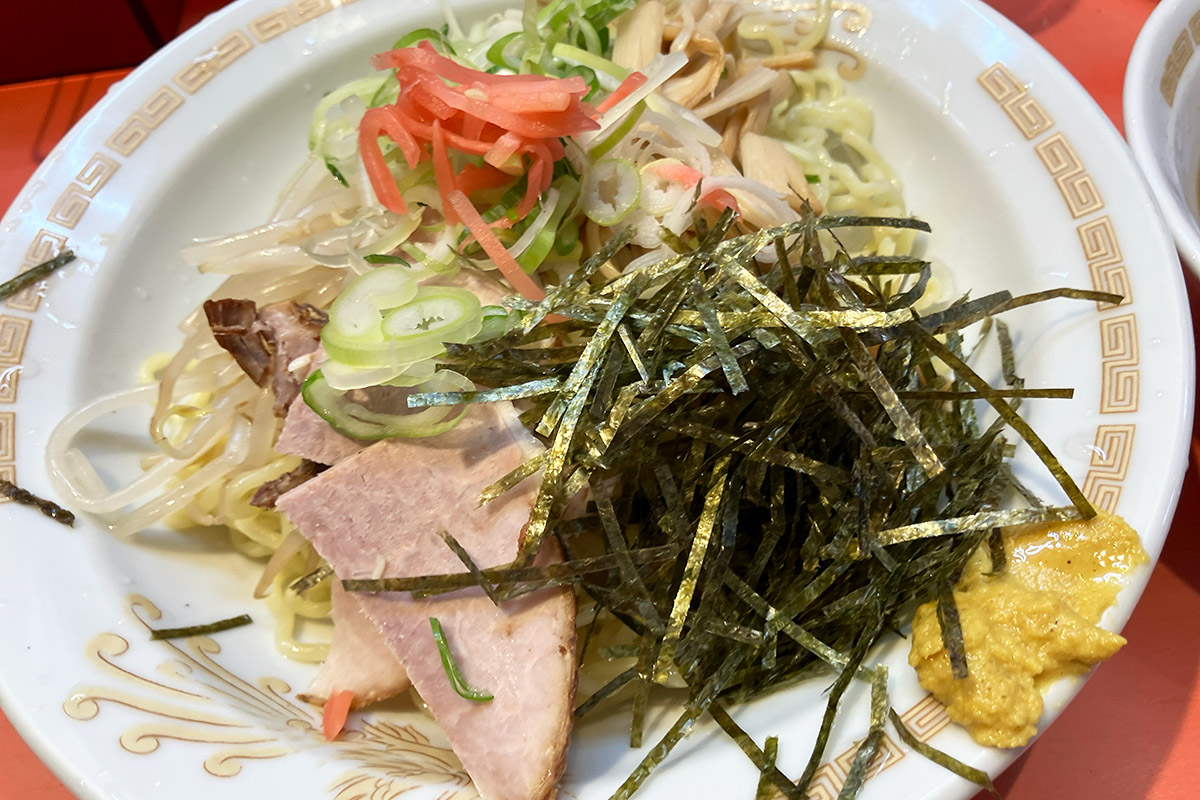 そして、「冷やし中華つけ麺」も到着