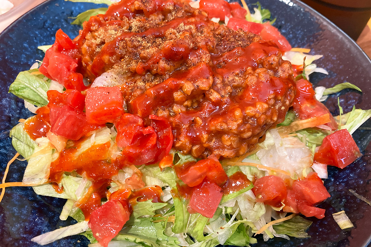 野菜&ソイミートをトッピングしたら、メッチャもりもりです
