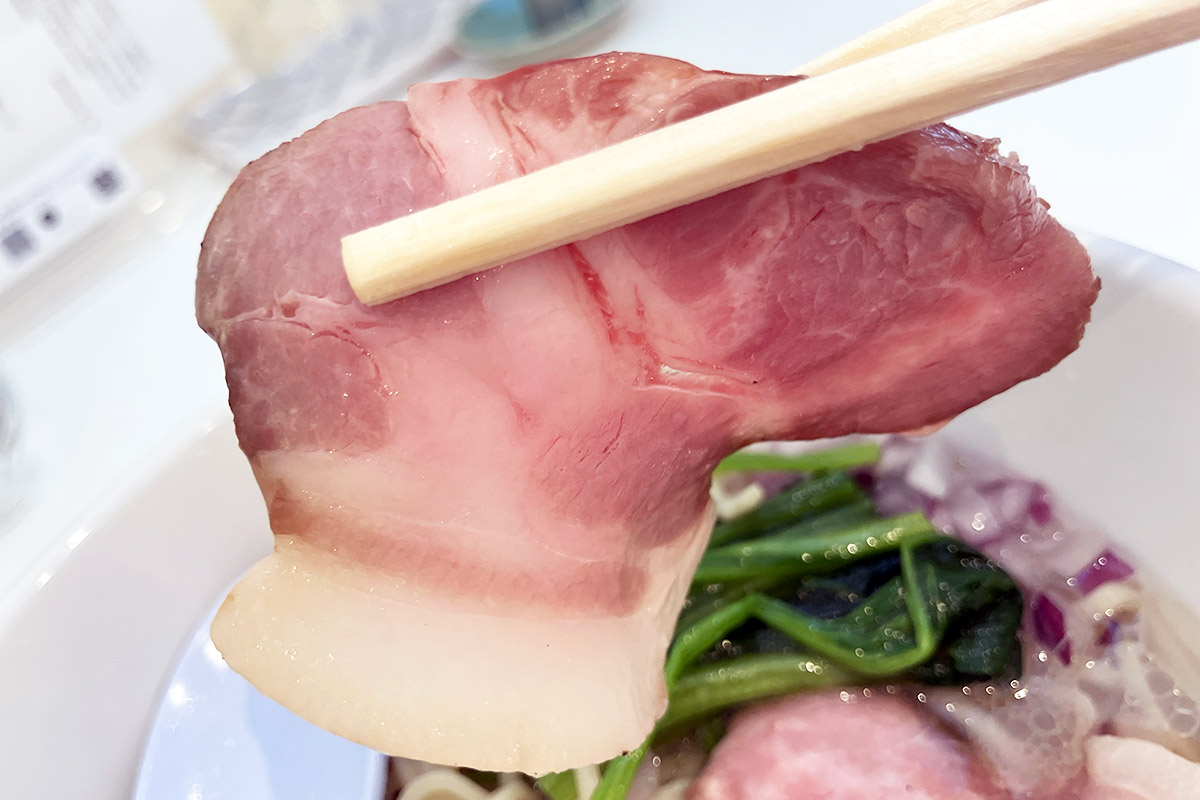 低温調理の「豚肩ロース」チャーシュー