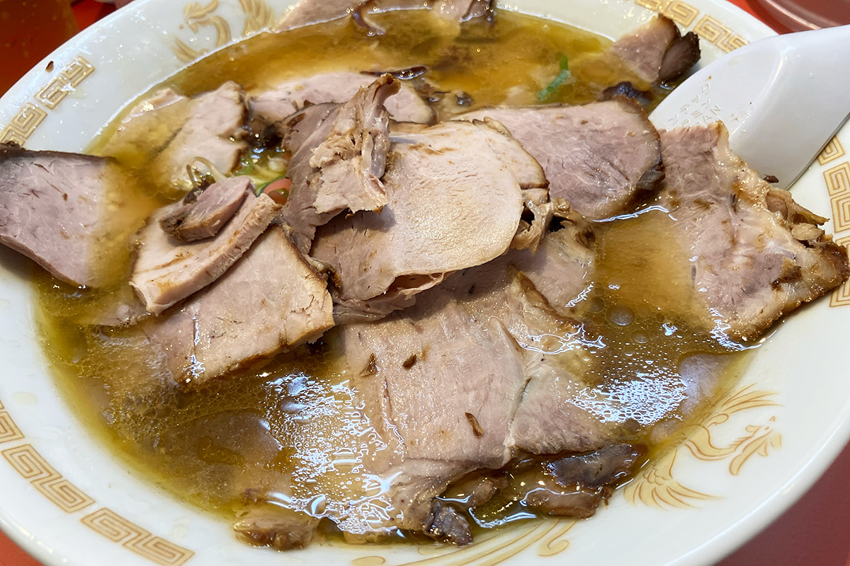 ビールを頼んだから、「チャーシュー麺」にしたんだ。このチャーシューがビールに最高に合う