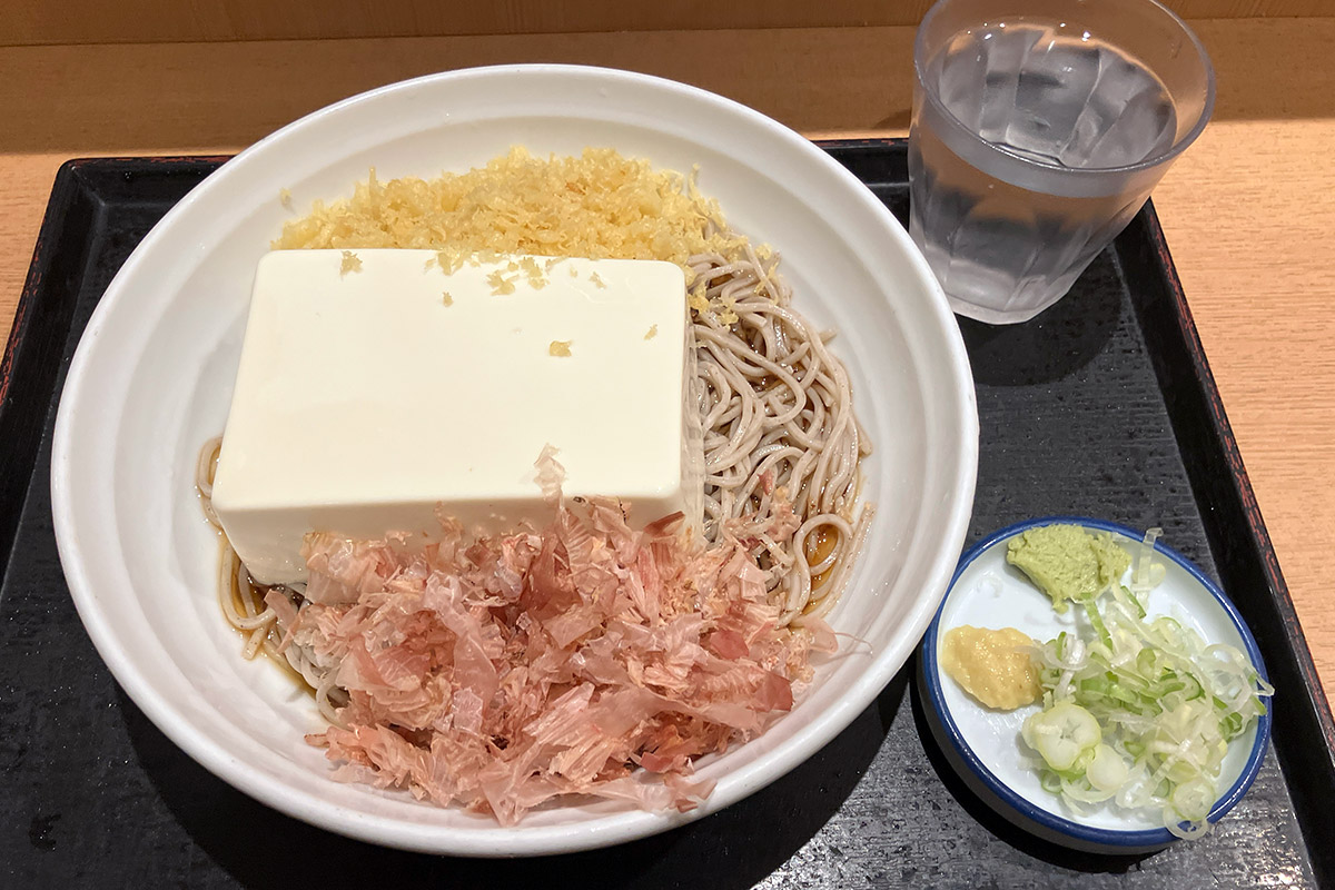 『そばいち』の豆腐一丁そば630円(税込)