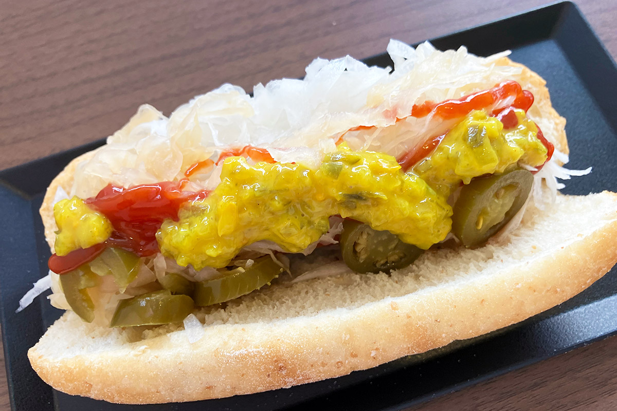 ワインコインでホットドッグが味わえる『ハウハウキッチン』