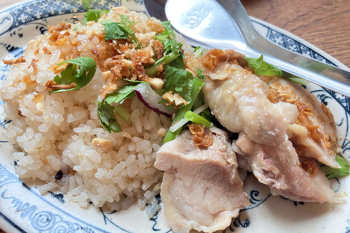 ベトナムの鶏飯「コムガー」