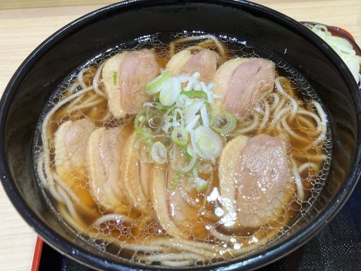 箱根そば「鴨そば」680円（税込）