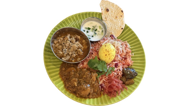 101. Yonecurry&Co.
「梅とビーツのビリヤニとカレーセット」
1,500円、ミニ1,200円