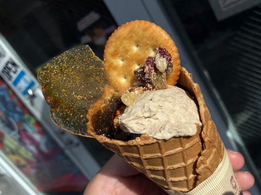 カブトシモキタ「カレーフォアグラムース」