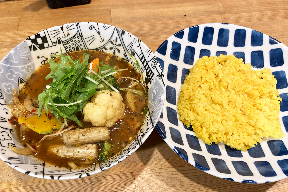下北スパイス「北海道夕張直送野菜を使ったスープカレー」