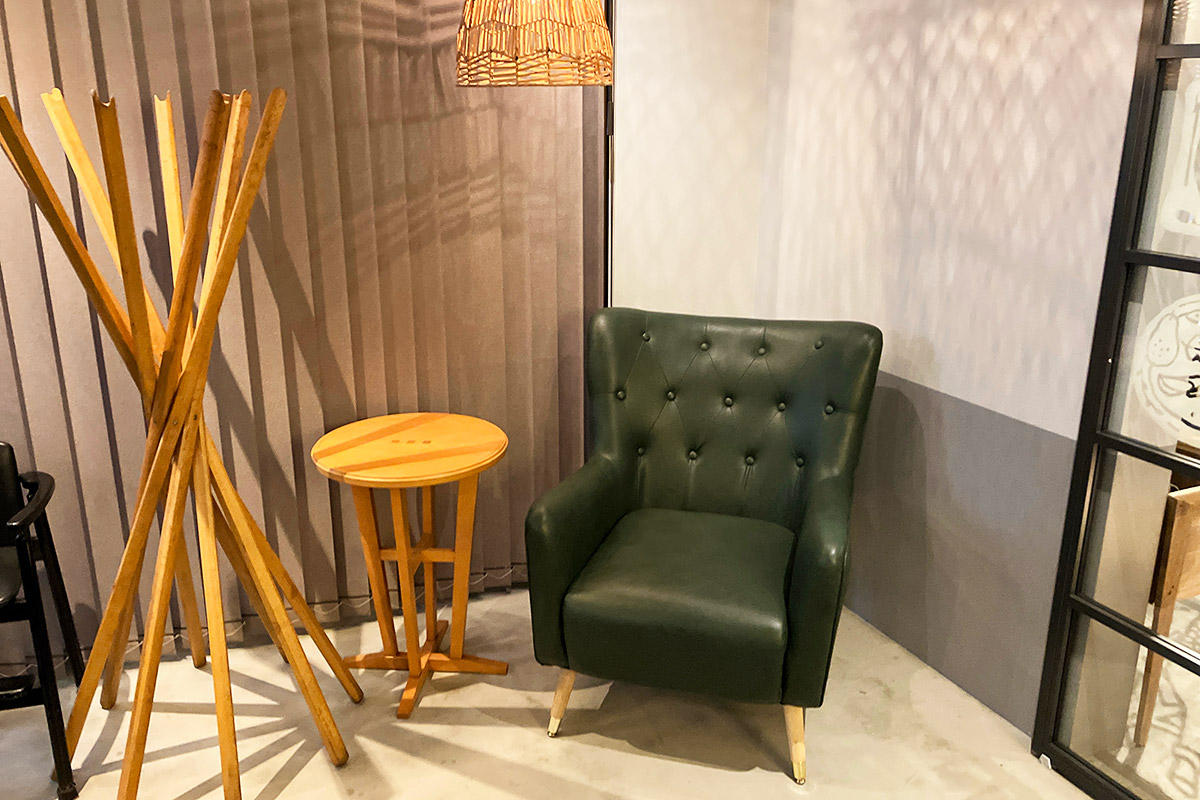 ゆったりくつろげる1人ソファー席まで