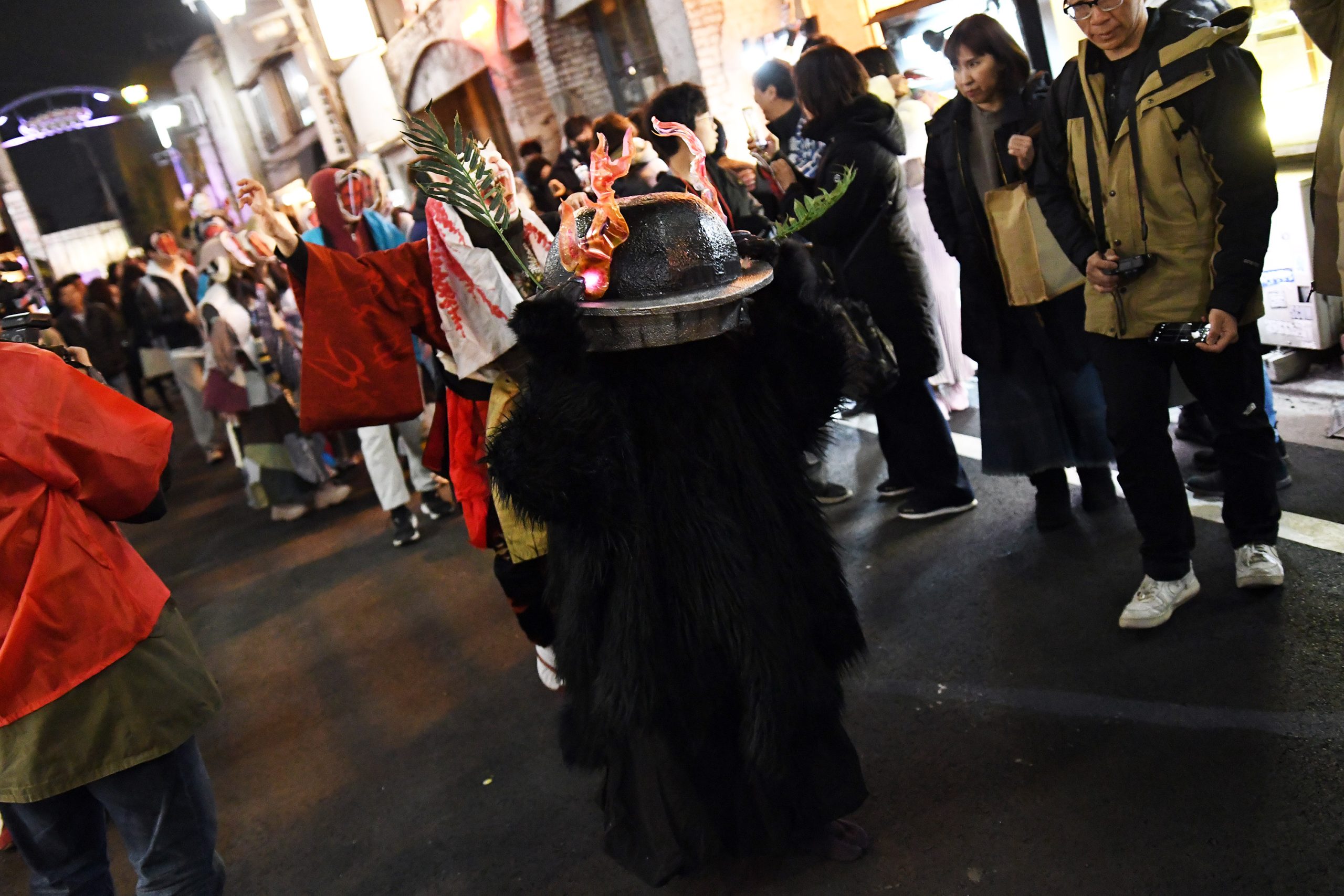 2025年に開催された『節分お化け de 花魁道中』の模様