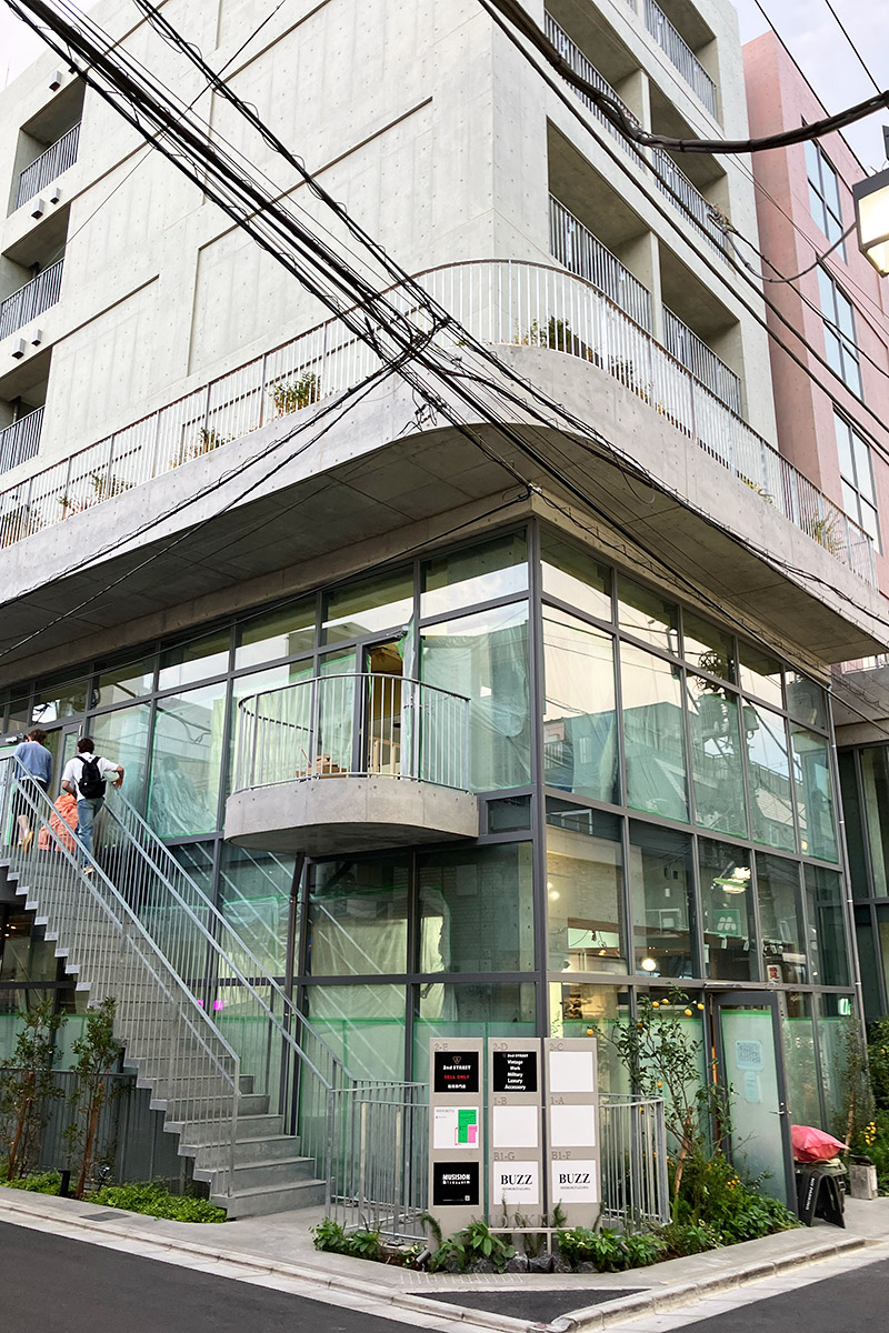 新築ビルミドキタの地下にスタジオができるとは、思いもしませんでした