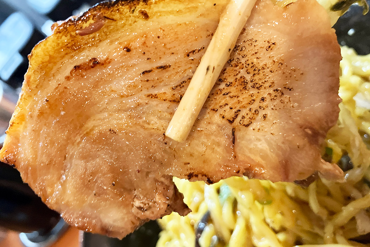 炙りチャーシュー、うまいねー