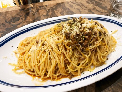 700円なのに食べ応え抜群！イタ飯 ラグーンのLサイズパスタ