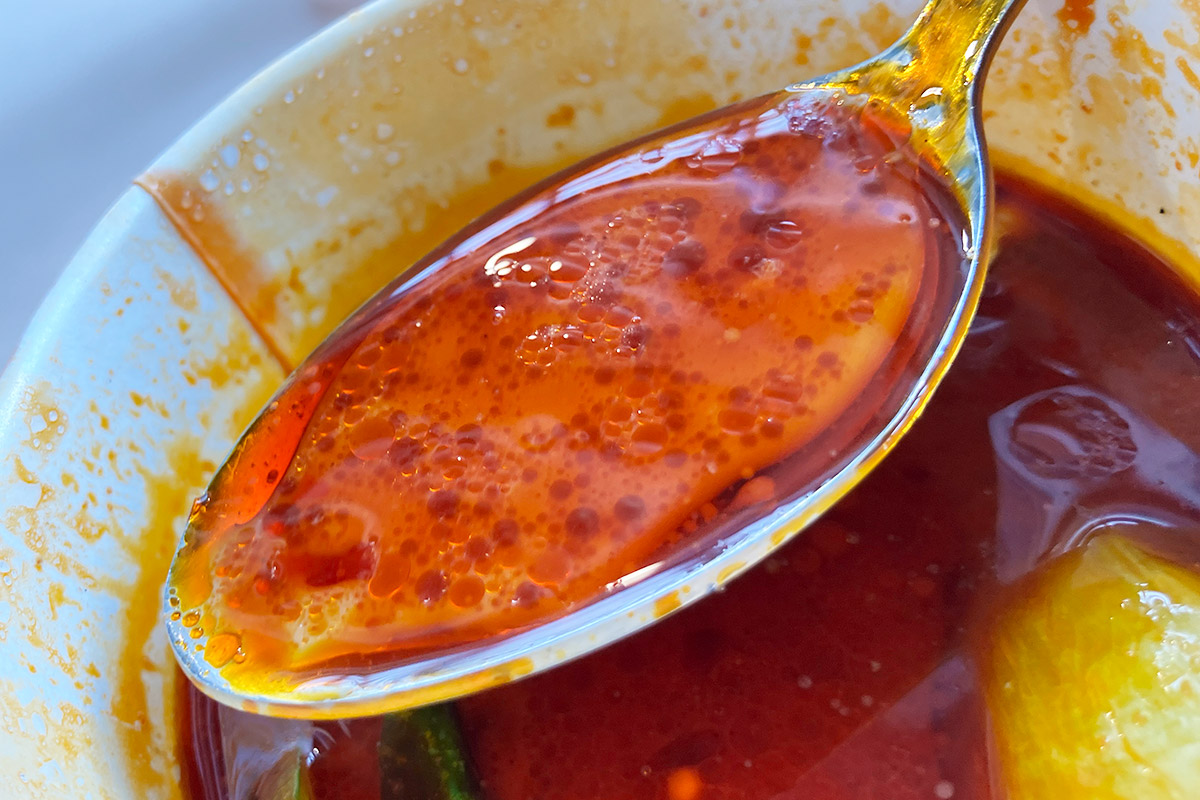 カップには入っていますが、しっかりと麻辣湯です