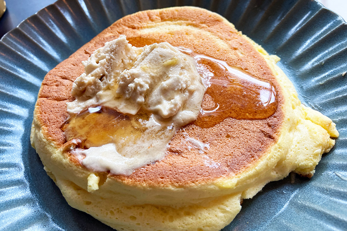 私はメープルシロップ控えめにしましたが、もっとたっぷりかけた方が美味しいかも